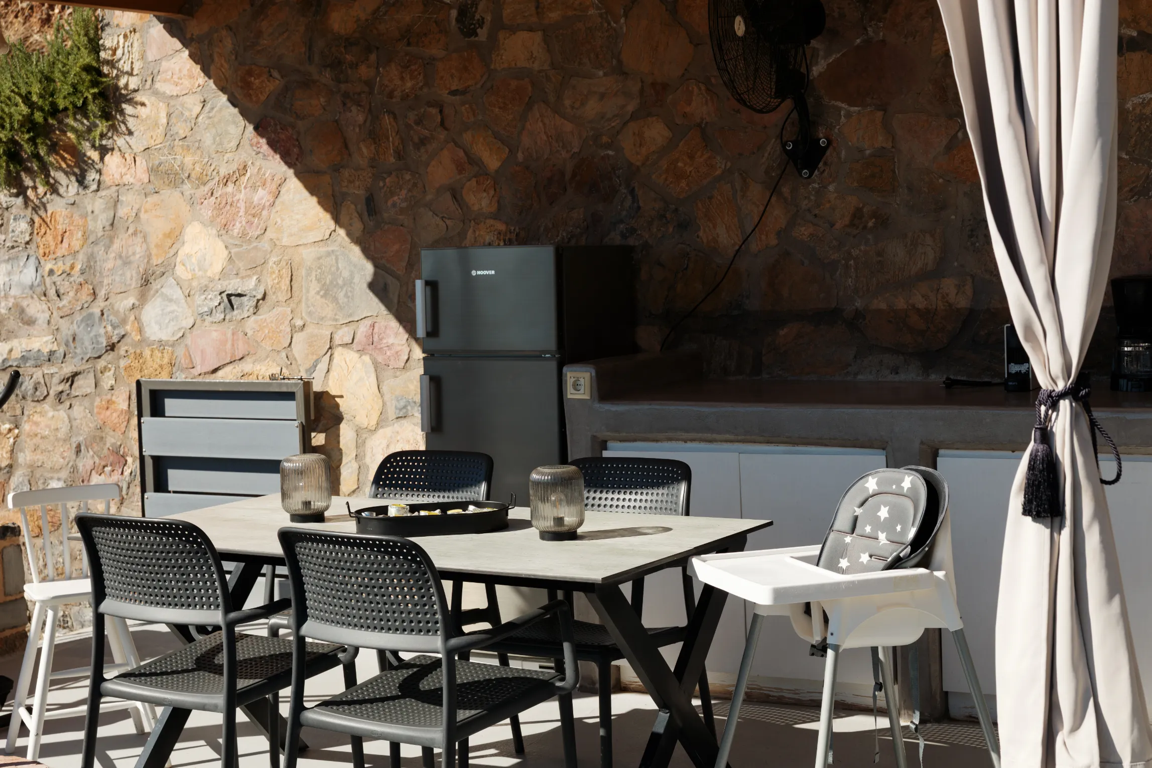 Exterior view of Palio Damnoni seaside villa